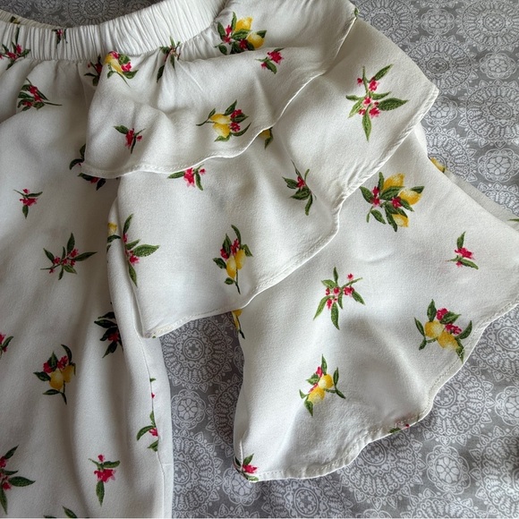 Soprano White Lemon Floral Off-Shoulder Blouse Size M - Picture 5 of 9